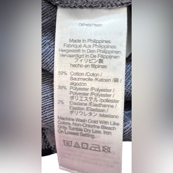 MADEWELL Gingham Knit Seersucker Button-Shoulder Top in Faded Lavender - Picture 7 of 7